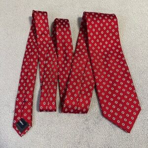 SuitSupply Tie Red White Geometric Floral 100% Silk Mens Necktie Business